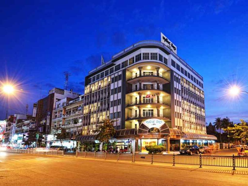 Holiday Villa Hotel City Centre Phnom Penh Exterior foto