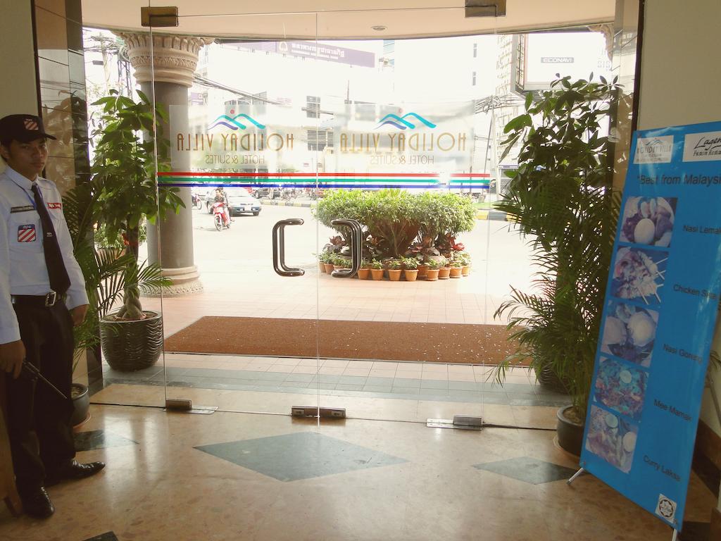 Holiday Villa Hotel City Centre Phnom Penh Exterior foto