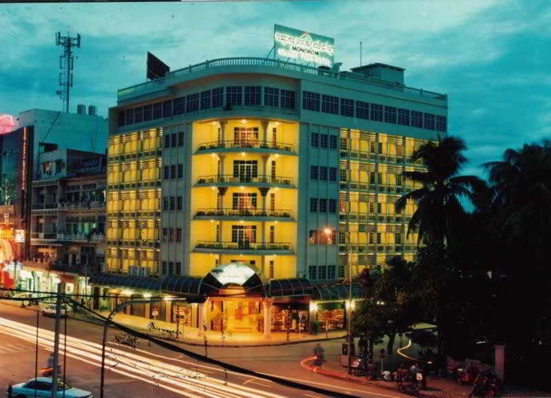 Holiday Villa Hotel City Centre Phnom Penh Exterior foto